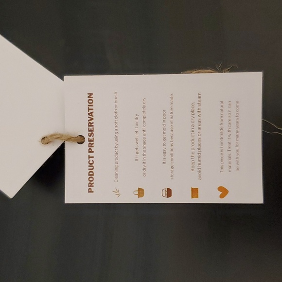 Kmelep Round Rattan Tray with Mother of Pearl Inlay - Picture 4 of 5